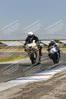 media/Jun-15-2025-Lets Ride (Sun) [[cf46f230ea]]/A Group/12pm (Wheelie Bump)/